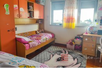 12 2024 100 Split apartment sea view for sale