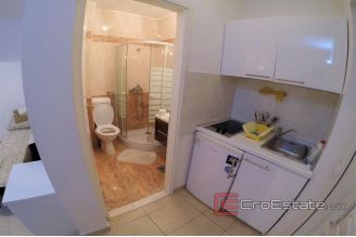 015 2021 270 Apartment villa with sea view Primosten for sale1