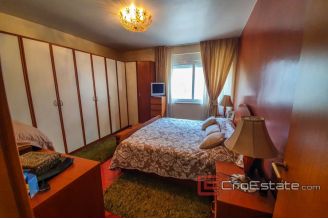 11 2018 151 Split apartment for sale