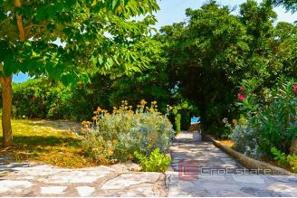 015 2021 257 Pag apartment house for sale