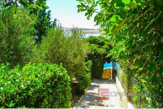 015 2021 257 Pag apartment house for sale