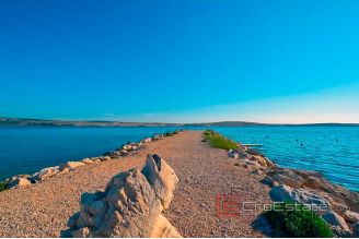 015 2021 257 Pag apartment house for sale