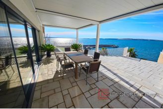 014 2021 259 Zadar area house sea front for sale