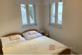 0015 5002 30 island brac three bedroom apartment with seaview for sale