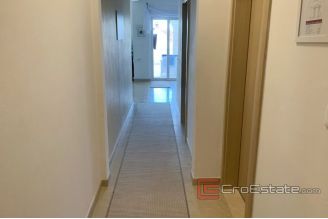0015 5002 30 island brac three bedroom apartment with seaview for sale