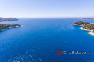 08 2013 107 Korcula building plot seafront for sale