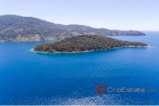 08 2013 107 Korcula building plot seafront for sale