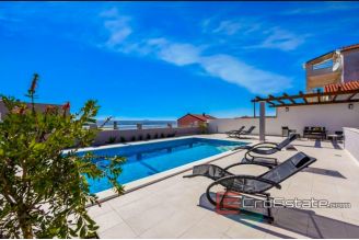 019 2026 59 Zadar area house for sale