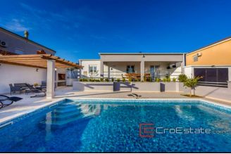 019 2026 59 Zadar area house for sale
