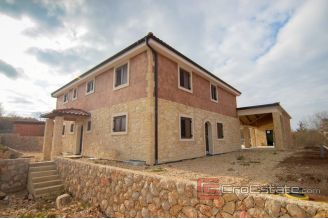 020 4997 30 island krk house with pool for sale