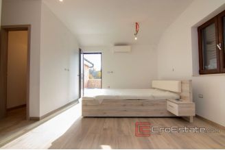 020 4997 30 island krk house with pool for sale