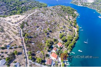 005 2022 302 Brac building plot sea front for sale