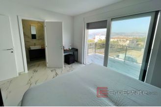 018 2022 303 island ciovo house with pool and sea view for sale