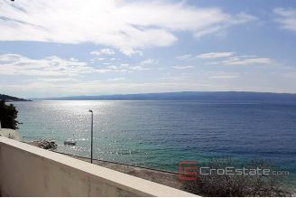 011 2016 449 one room apartment first rowe to the sea