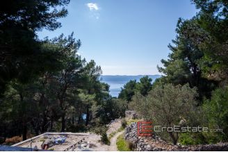20 2011 90 Brac house sea view for sale