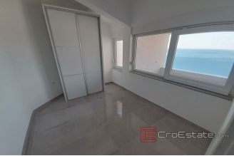 009 2016_452 two rooms apartment near Omiš