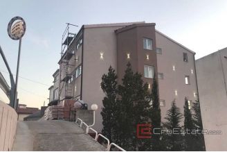 009 2016_452 two rooms apartment near Omiš