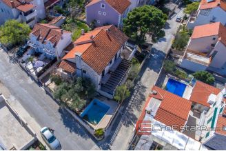 20 5005 30 Brac Sutivan house sea view for sale