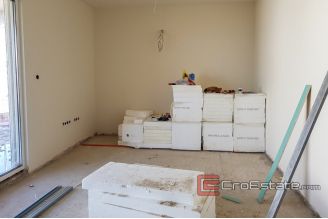 09 2025 59 Ciovo apartments sea view for sale