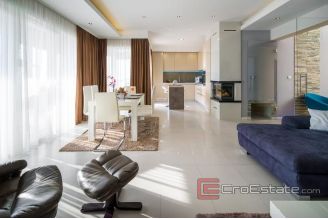 014 2022 306 primosten villa with pool and sea view for sale