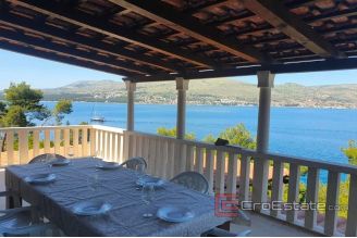 019 2021 274 island ciovo seafront house for sale