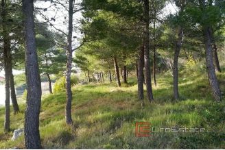 004 2112 01 building lan with sea view omis