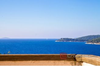 17 4896 30 Rogoznica house sea view for sale
