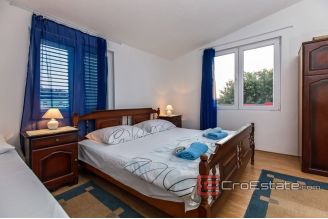 17 4896 30 Rogoznica house sea view for sale