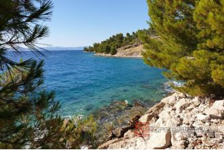 06 4961 30 Brac agricultiral land seafront for sale