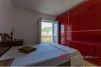20 2024 107 Split apartment view for sale