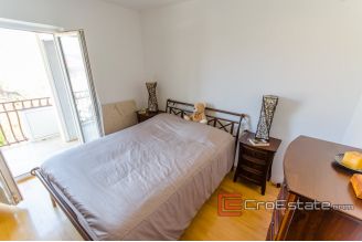 20 2024 107 Split apartment view for sale