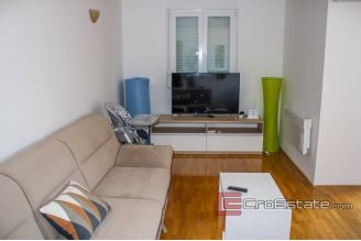 11 2019 125 Split apartment for sale