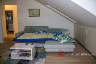 11 2019 125 Split apartment for sale