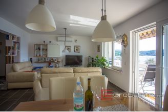 20 2024 45 Primoste villa waterfront for sale