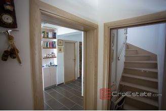 20 2024 45 Primoste villa waterfront for sale