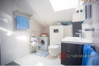 20 2024 45 Primoste villa waterfront for sale