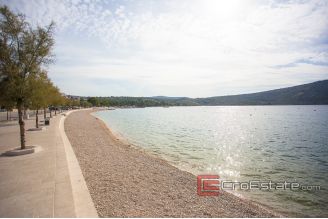 20 2024 45 Primoste villa waterfront for sale