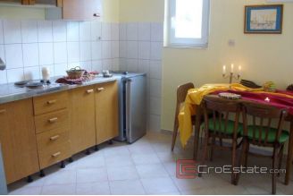 009 1596 16 island solta stone house for sale