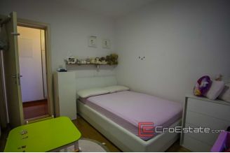 12 2019 124 Split apartment for sale