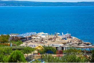 12 2019 124 Split apartment for sale