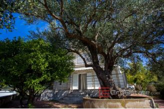 20 2019 90 Trogir area house sea view for sale