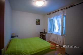 20 2019 90 Trogir area house sea view for sale