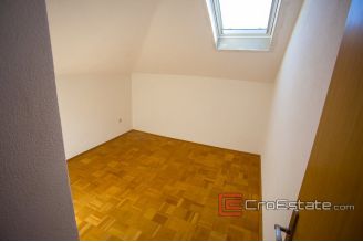 20 2019 90 Trogir area house sea view for sale