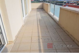 017 2025 62 Split penthouse sea view for sale1