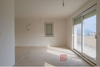017 2025 62 Split penthouse sea view for sale1