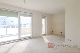 017 2025 62 Split penthouse sea view for sale1