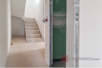 017 2025 62 Split penthouse sea view for sale1
