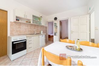 020 2022 194 rogoznica apartment house with swimming pool for sale