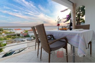 020 2022 194 rogoznica apartment house with swimming pool for sale