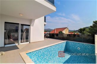 19 2022 299 Rogoznica villa sea view for sale